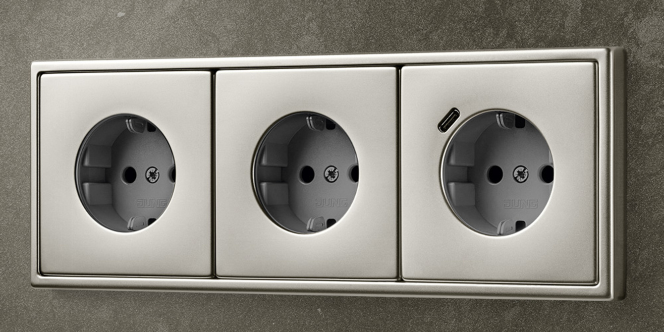 SCHUKO® Steckdosen mit USB bei Halil Canan - Elektro Service Canan in Frankfurt am Main