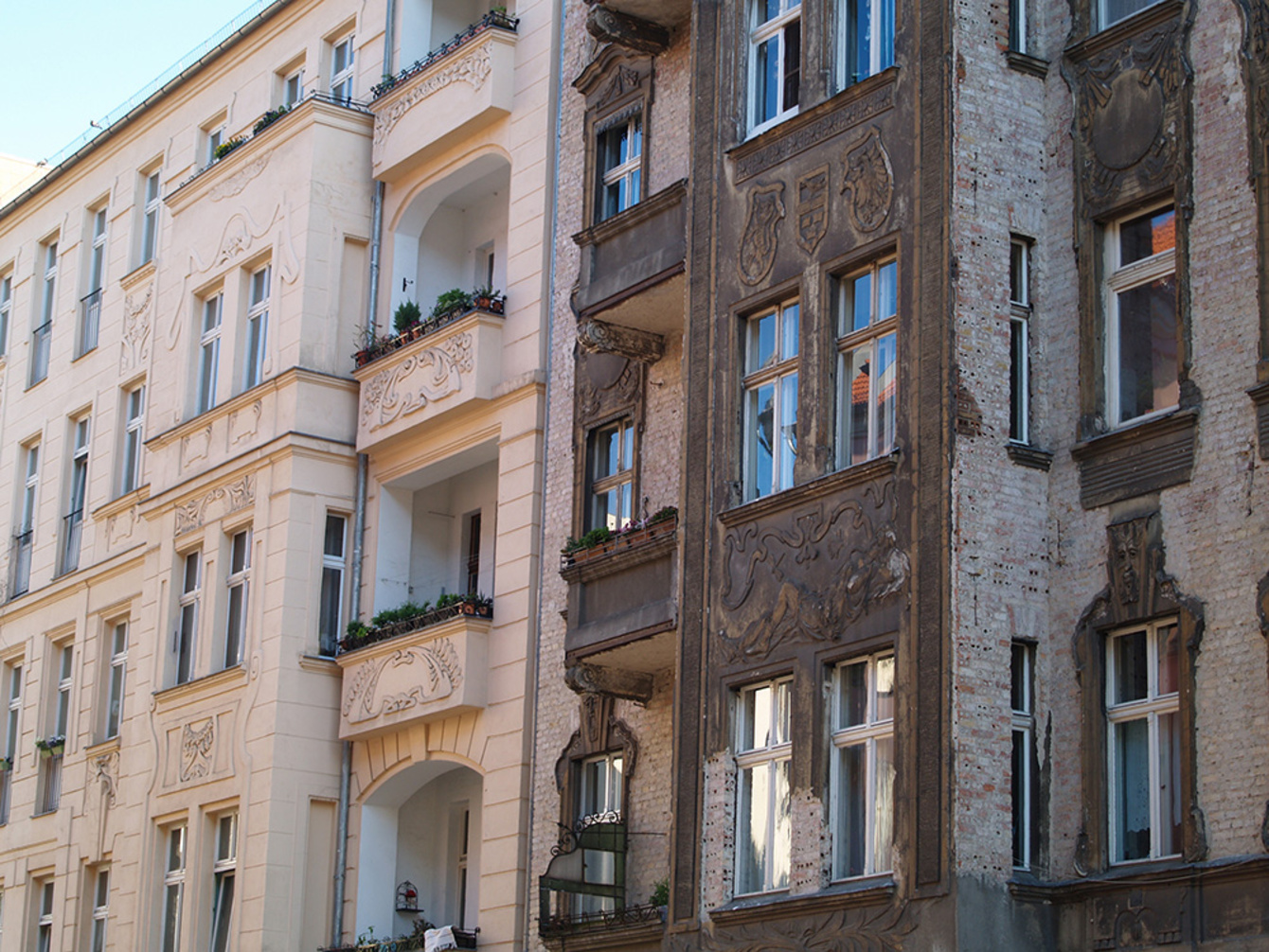 Altbau­sanierung bei Halil Canan - Elektro Service Canan in Frankfurt am Main