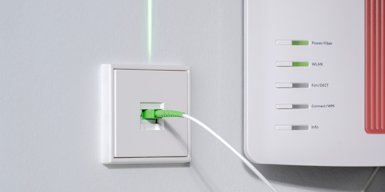 Die neuen Glasfaser-Anschlussdosen bei Halil Canan - Elektro Service Canan in Frankfurt am Main